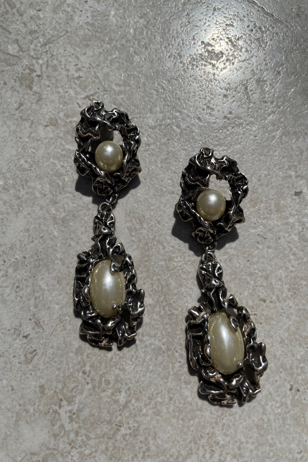 ORNATE PEARL ANTIQUE SLIVER EARRINGS